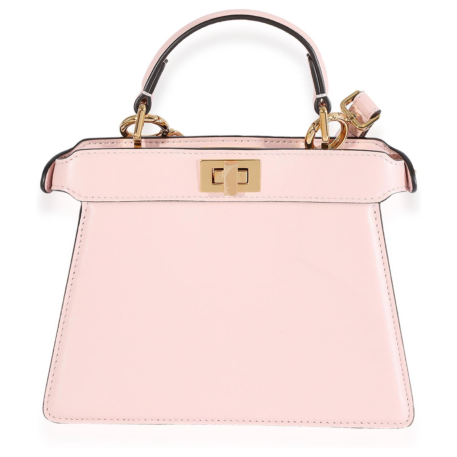 Copie de sacs-a-main-fendi-cuir-nappa-rembourre-rose-peekaboo-iseeu-petite-autre